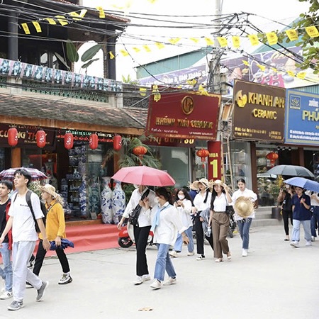 Bát Tràng và hành trình đánh thức ký ức